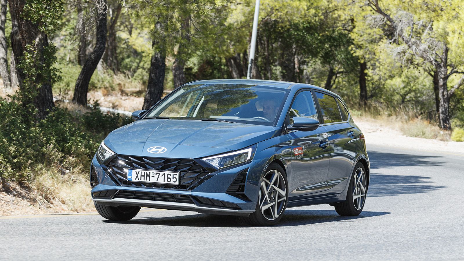 Hyundai I20. Πόσο καλό είναι σε εξοπλισμό άνεσης και ασφάλειας.